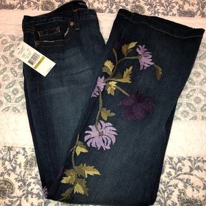 Karen Kane embroider Jeans. NWTS size 14.